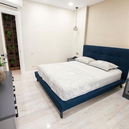 Gq Apartments On First Line Batumi Exterior photo