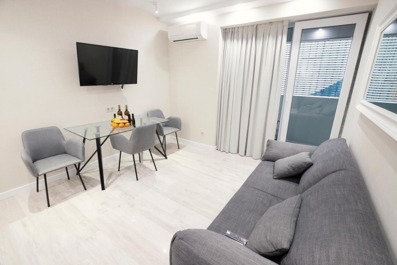 Gq Apartments On First Line Batumi Exterior photo
